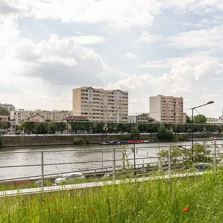 Terrasse Et Belle Vue * Saint-Denis (Seine-Saint-Denis)